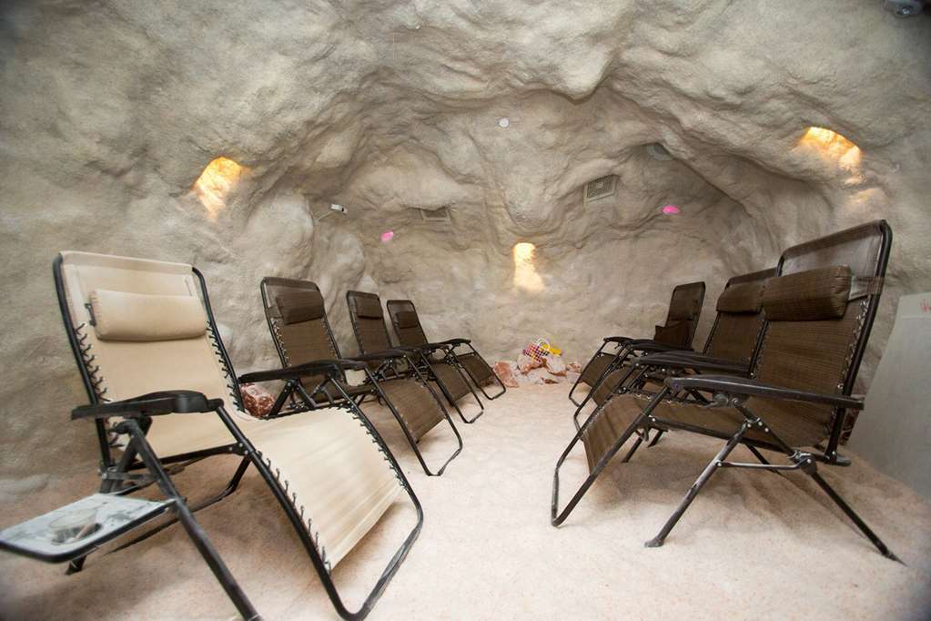 Traditions Hotel & Spa, Ascend Hotel Collection Johnson City Amenities photo